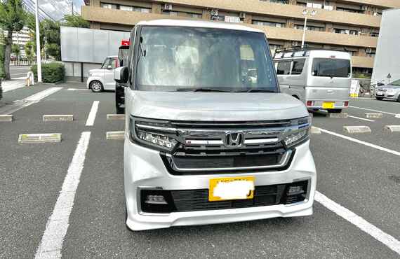 大阪市此花区のお客様よりN-BOXカスタムを買取りさせていただきました。ハッピーカーズ南大阪店