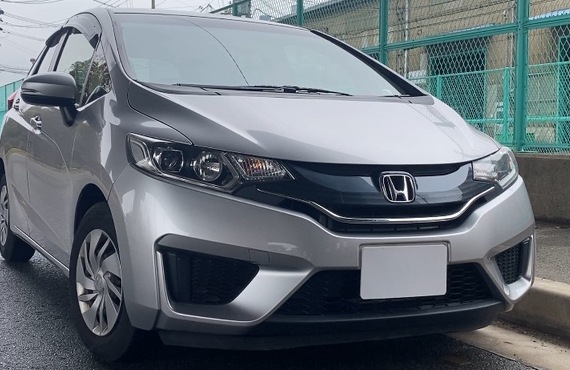 【買取車紹介　フィット】